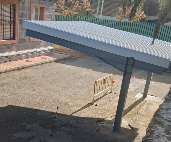 Estructura sombra parking