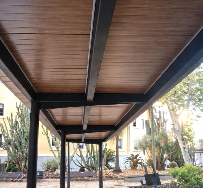 Estructura acero sombra parque